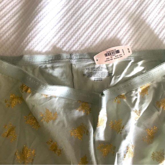 NWT Victoria’s Secret Panties ( Size XL) - Picture 4 of 4